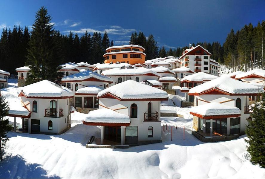 Ski Chalets At Pamporovo - An Affordable Village Holiday For Families Or Groups Екстер'єр фото
