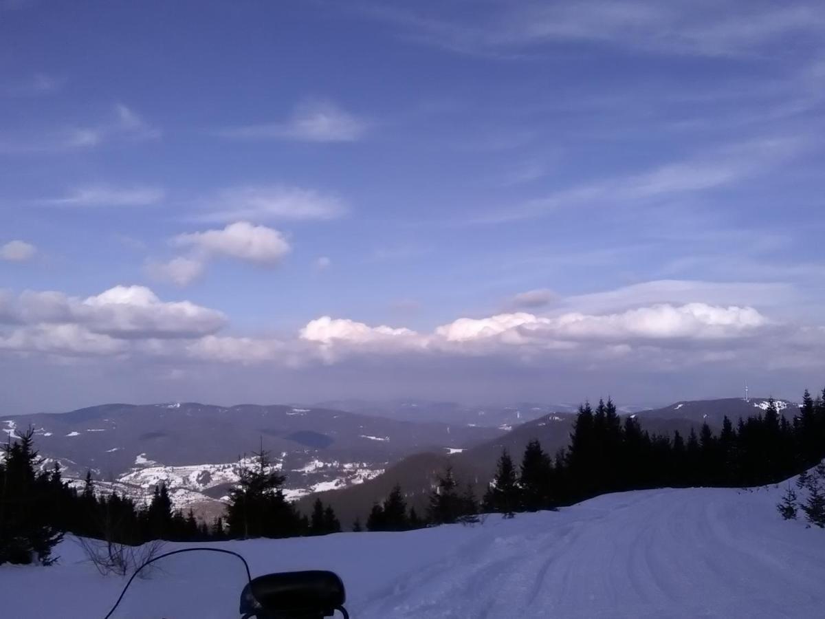 Ski Chalets At Pamporovo - An Affordable Village Holiday For Families Or Groups Екстер'єр фото