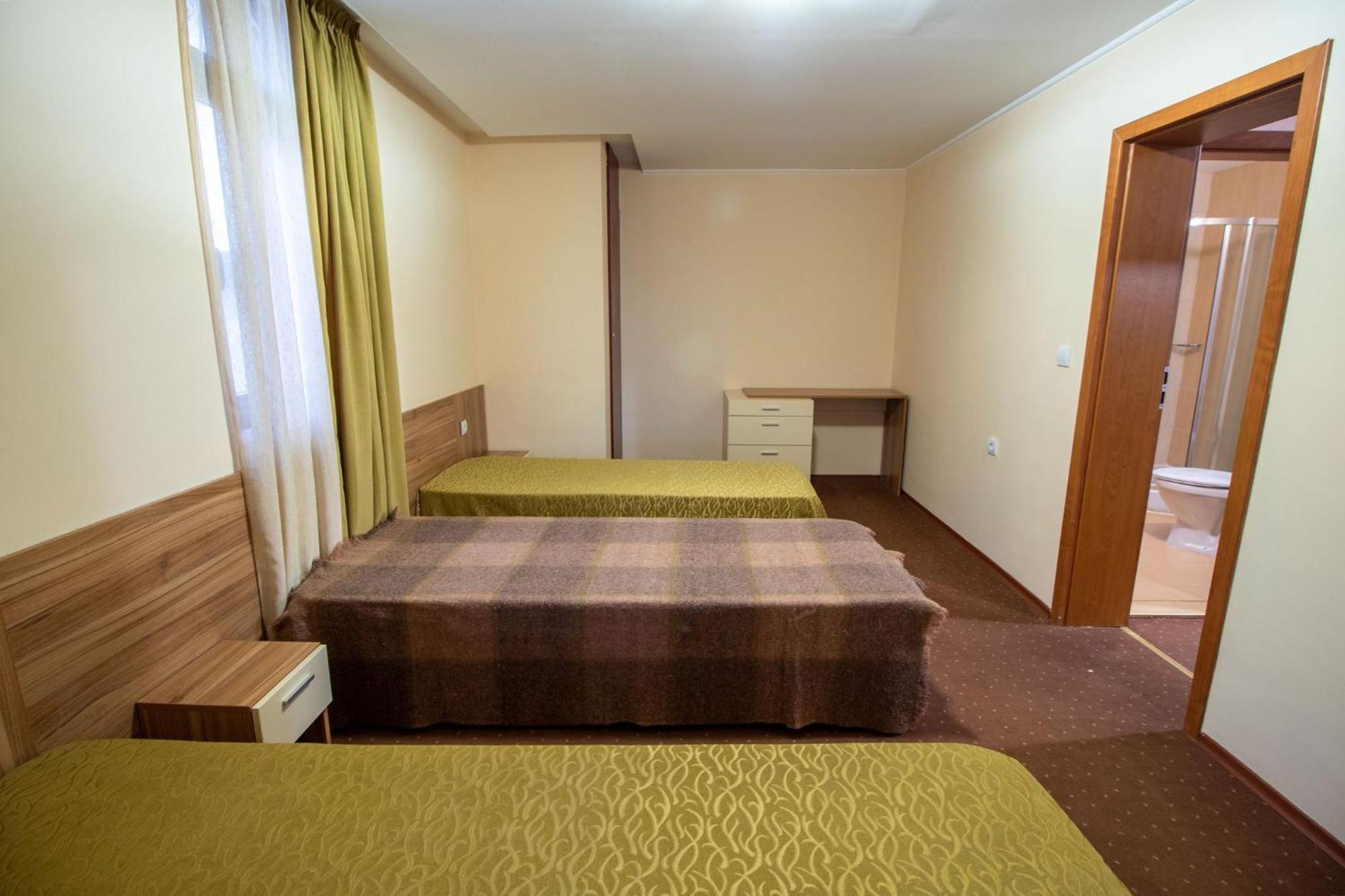 Ski Chalets At Pamporovo - An Affordable Village Holiday For Families Or Groups Екстер'єр фото