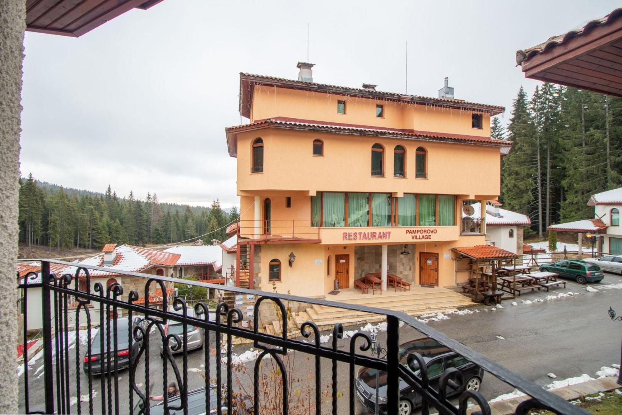 Ski Chalets At Pamporovo - An Affordable Village Holiday For Families Or Groups Екстер'єр фото